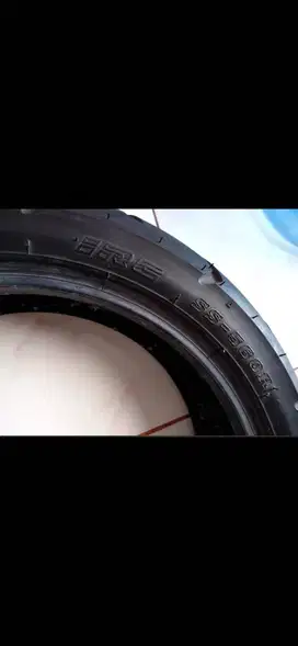 Dijual ban original motor Yamaha Nmax 2022 Tubeless