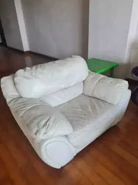 Jual cepat dan murah sofa celini.1 dudukan