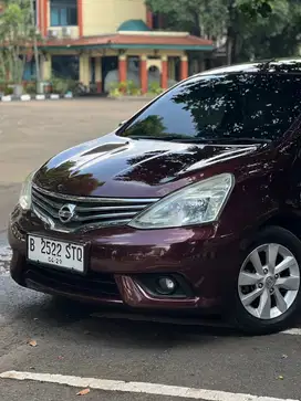 Nissan Livina 2013 Bensin DP 15!!!