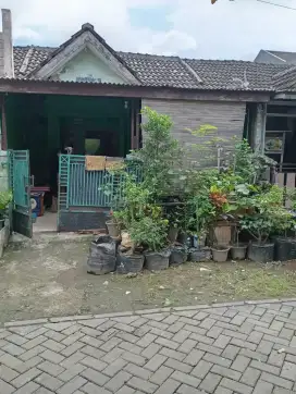 Dijual BU rumah legok indah SHM jalan depan luas untuk 2 mobil