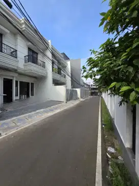Dijual rumah baru non cluster di duren sawit jakarta timur