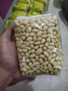 kacang kupas kualitas Tuban