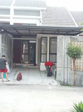 Kanopi baja ringan