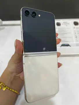 SAMSUNG Z FLIP 5