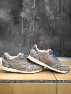Reebok safari Casual