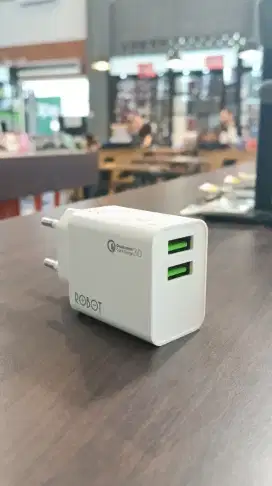 Power Adaptor Robot