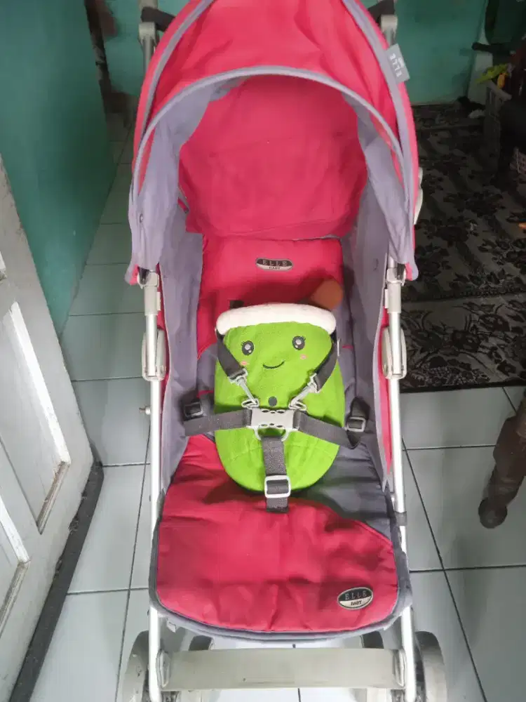 Kereta dorong anak