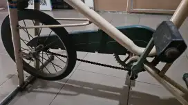 Alat olahraga sepeda ditempat