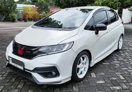 Jazz 1.5 RS CVT/AT 2019