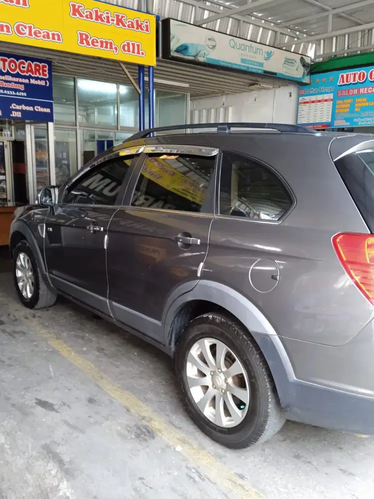 Chevrolet Captiva 2010 Bensin