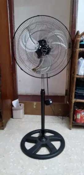 Dijual kipas angin merk Advance