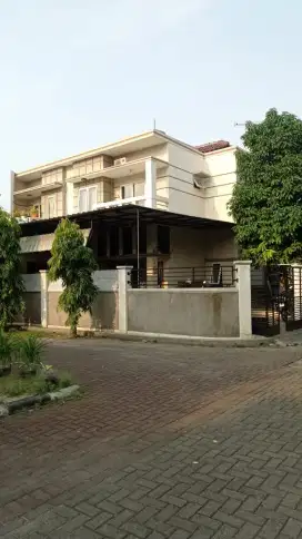 Rumah hook, murah 264 m2 Puri Gardenia