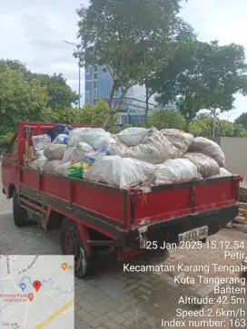 Jasa buang puing dan sampah proyek