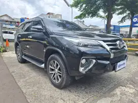 [OLXmobbi] Toyota Fortuner 2.7 4x2 SRZ Bensin-AT 2016 Hitam