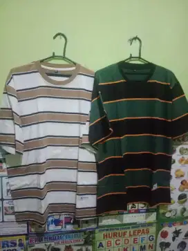 Kaos salur garis garis