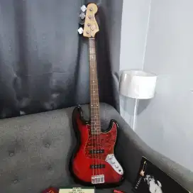 Squier by fender Jazzbass Standard Series Antique Burst 2007