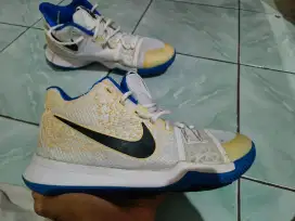 Nike Kyrie Basketball size 45 Hrg 230rb Nett
