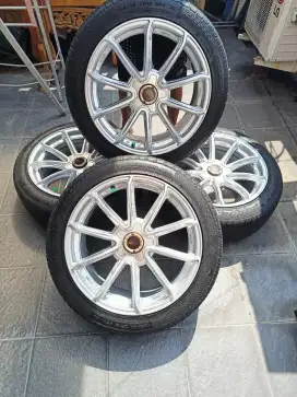 Velg Toyota Veloz HSR R18