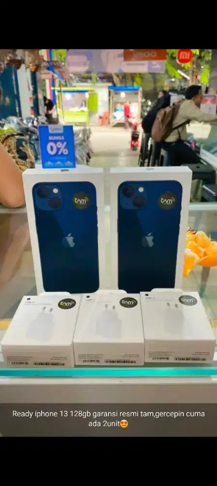 iPhone 13 /128 GB warna putih /hitam