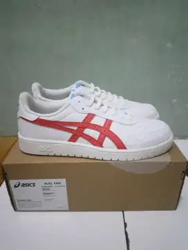 Dijual sepatu Asics uk. 43, 44,45 putih
