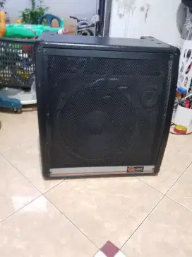 Ampli keyboard Green lane GL200 speaker 15 inch 4 chanel input