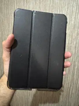 Hard Case iPad Mini 6 atau iPad Mini 7 ESR Ascend Trifold BLACK