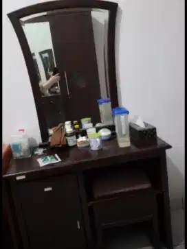 Meja Rias Bekas bahan kayu