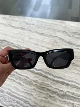 Kacamata, full black