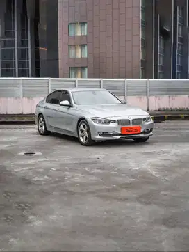 BMW 320D sport (Diesel) Th 2013