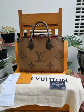 Louis Vuitton OnTheGo MM Monogram