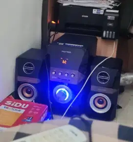 Dijual cepat speaker bluetooth Polytron MPA 9522