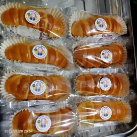 Jual aneka kue basah dan kering