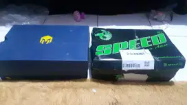 Sepatu bola mills & speed size 38