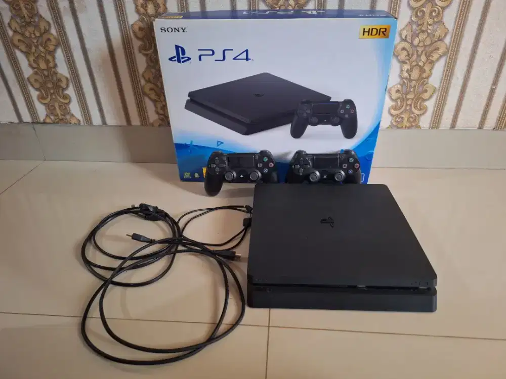 Dijual PS 4 slim ori