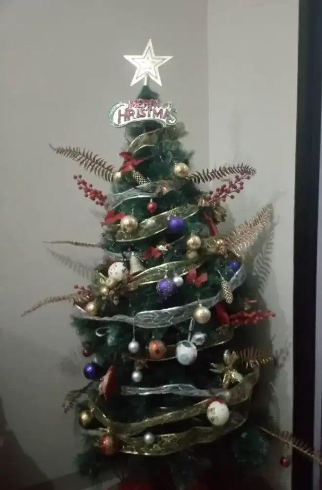 Pohon Natal+Aksesories