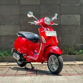 Vespa Primavera IGET ABS 150

TAHUN 2018 warna MERAH VERY GOOD