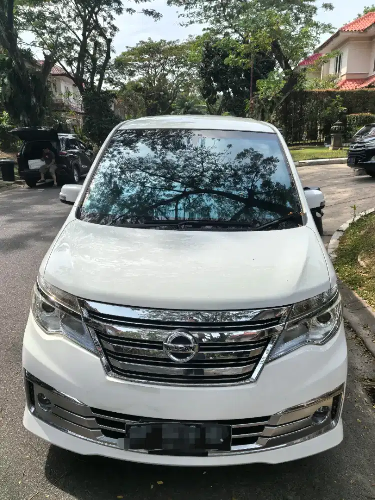 Nissan Serena Highway Star 2.0 thn 2017