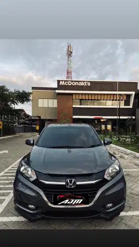 Honda Hrv E cvt tahun 2016 metic