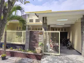 Rumah pinggir jln aspal