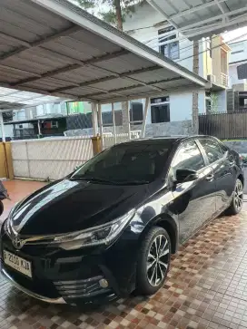 Altis Black AT V 2019