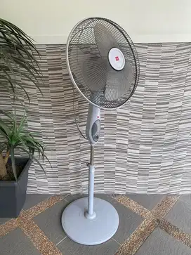Kipas Angin Berdiri (Stand Fan) KDK WK40X 16 Inch Timer 3 Speed