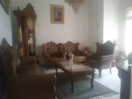 Fully furnish + tersedia Lapangan bulu tangkis.