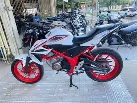 D jual honda CB150R tahun 2016