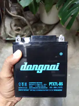 Accu Asli Bawaan Aki Sepeda Motor Vespa LX Kondisi Bekas