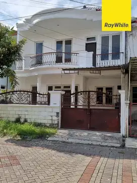 Dijual Rumah 2.5 lantai di Dharmahusada Mas Surabaya
