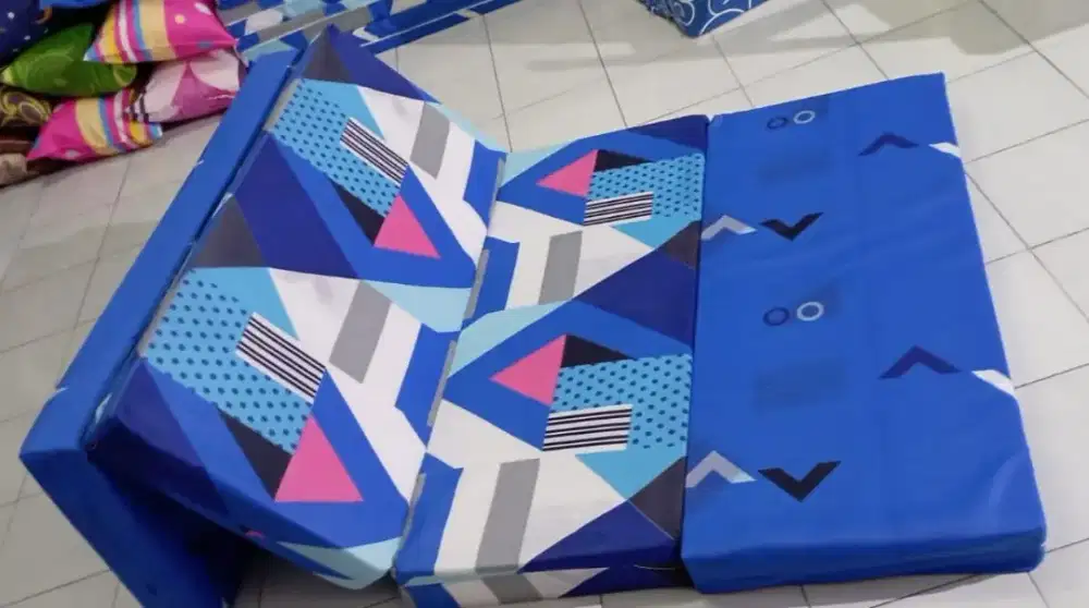 Kasur busa lipat 120x200x10cm