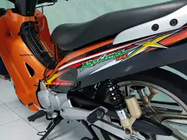 Karisma 125 hitam orange rare