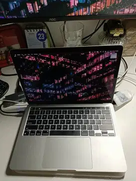 MacBook Pro M1 13 inch 2020 8/512Gb