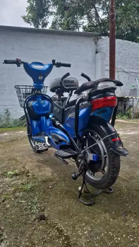 Dijual cepat sepeda listrik mandalika nego halus aja