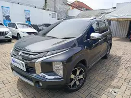 Xpander Cross 1.5 Premium Package Bensin AT 2019 Abu-abu